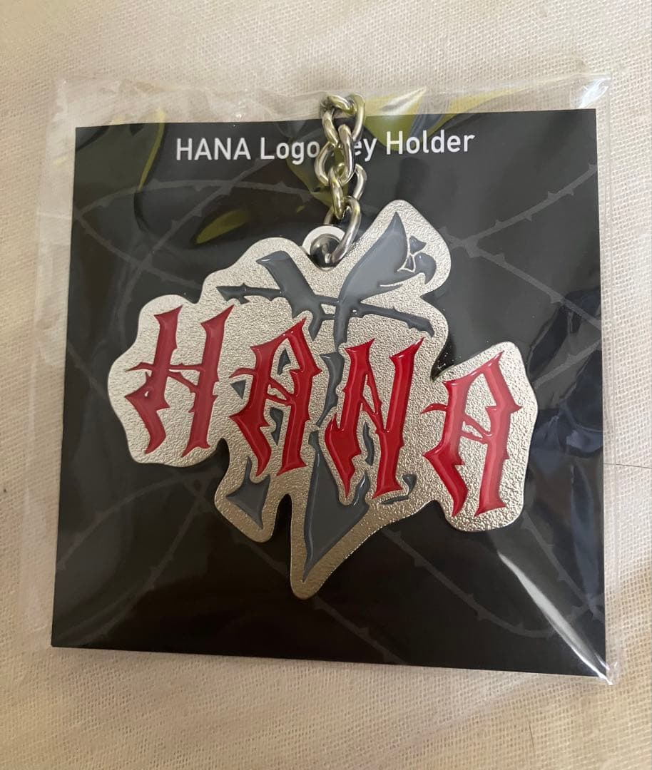 HANA ロゴ キーホルダー - メルカリ