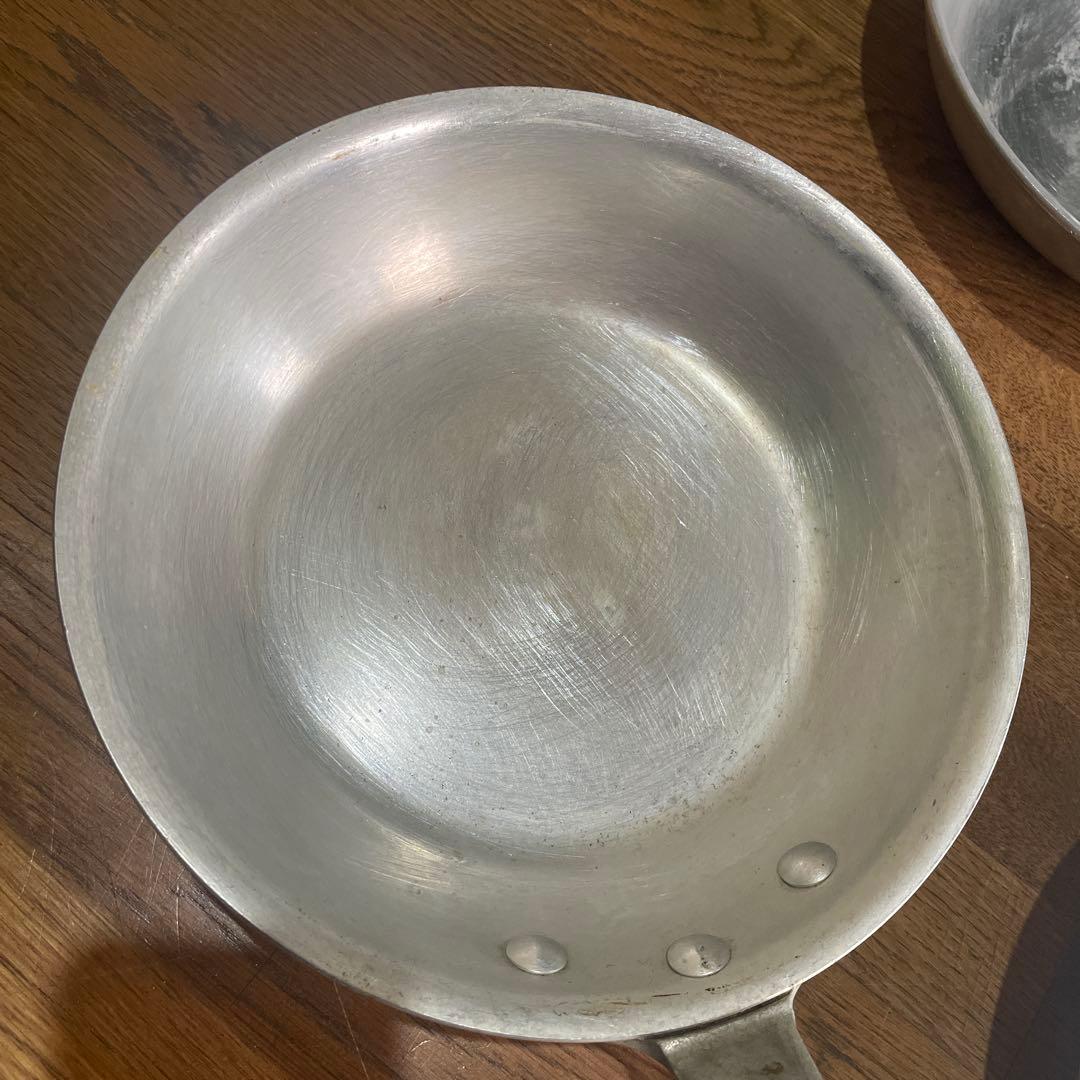 t*2様 AKAOアルミ製フライパン セット 21cm 24cm