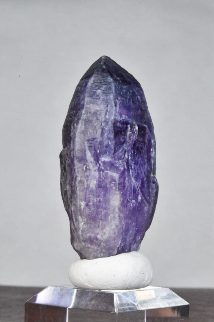 ナイジェリア Tutu cliffs産 アメジストポイント02