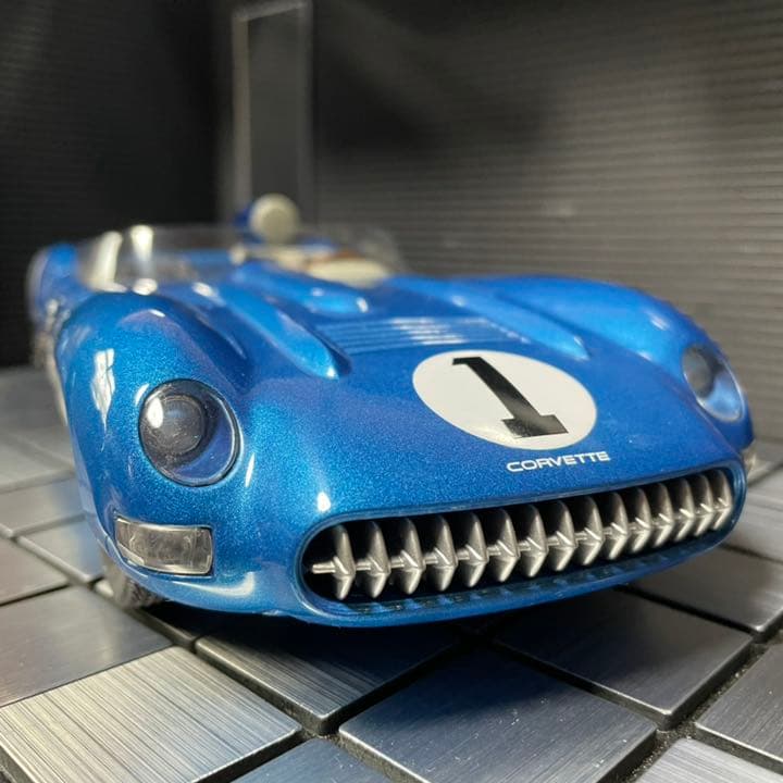 激レア未展示品　オートアート 1/18 シボレー コルベット SS 1957