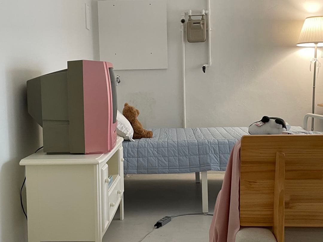 シングルベッドホワイト　マットレス付き大阪　引き取り限定