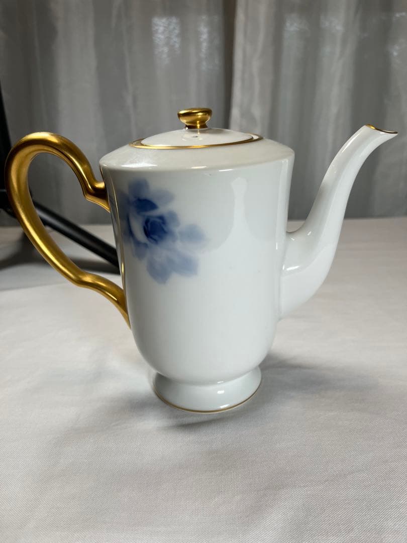 大倉陶園　ブルーローズ　ティーポット