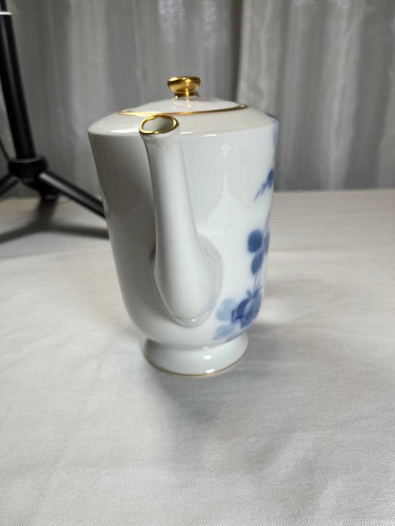 大倉陶園　ブルーローズ　ティーポット