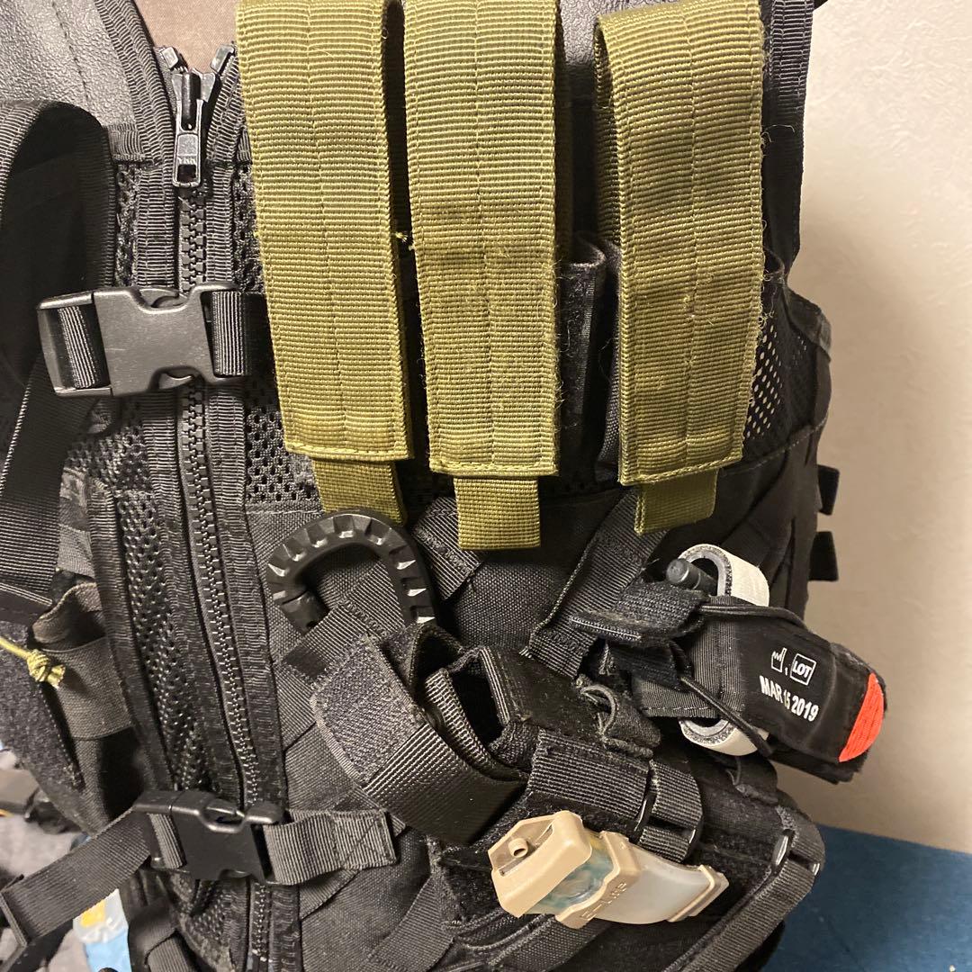 Condor タクティカルベスト ハイドレーションバックパック付き セットアップ