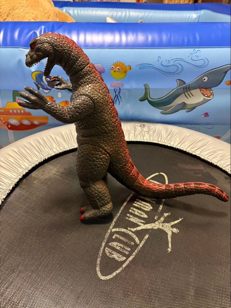 早い者勝ち！！バンダイ ゴジラ３体　フィギュア 1991年製 1986年製　大型