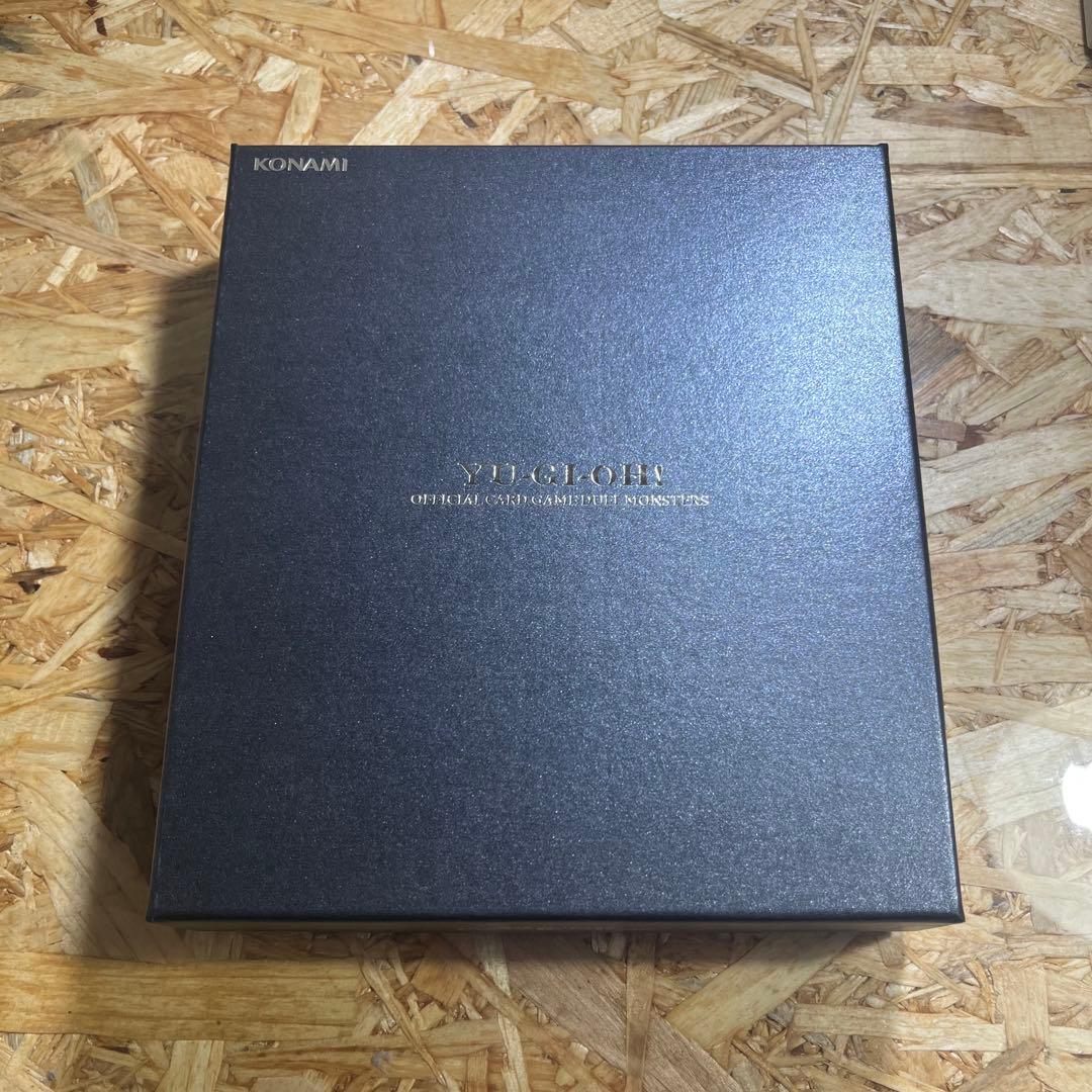 遊戯王 ブラック・マジシャン スペシャルカード ステンレス製 - メルカリ