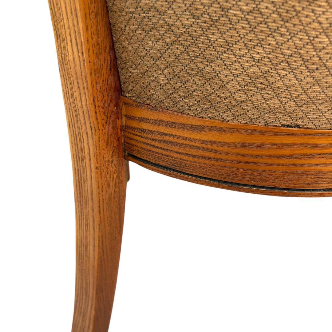 ① アンティーク 椅子 ヴィンテージ インテリア 木製チェア　スタッズ　1人用