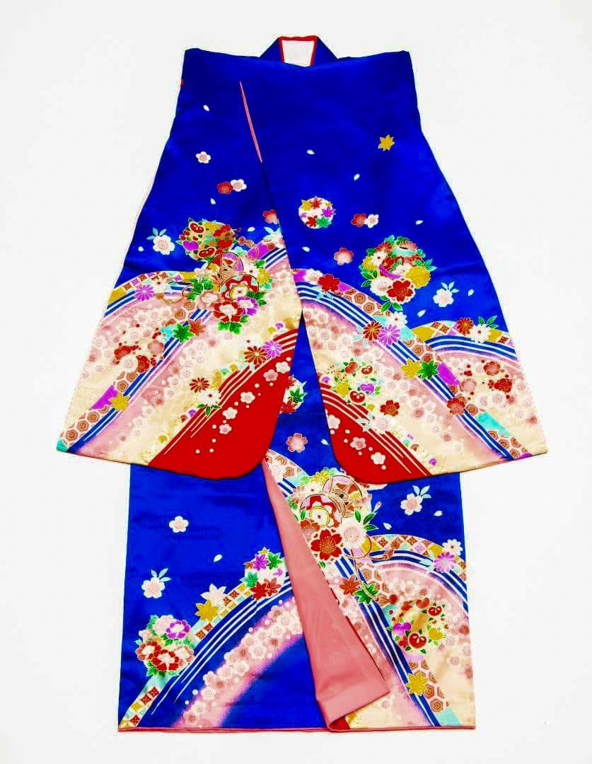 正絹　鮮やかな藍色　艶のある繻子地　7歳七五三振袖+襦袢　美品