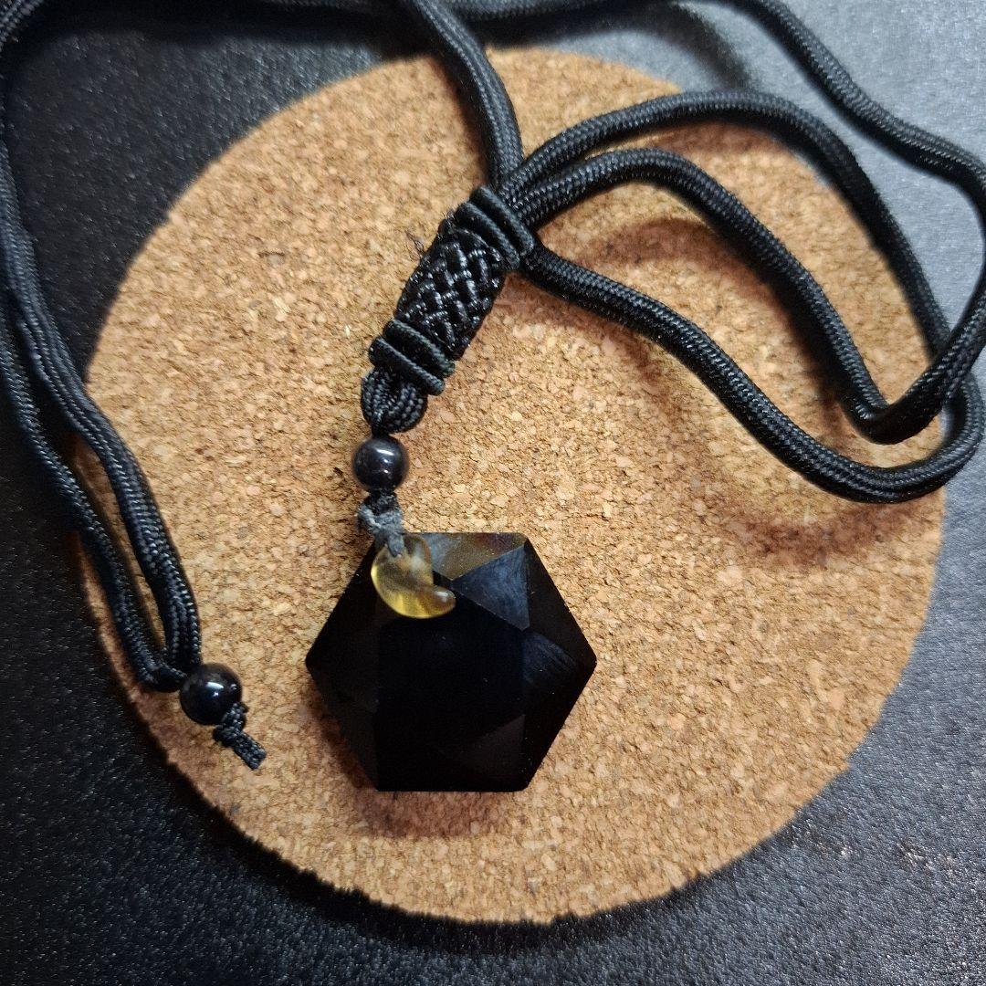 六芒星 モリオン 勾玉 スモーキークォーツ 魔除 天然石