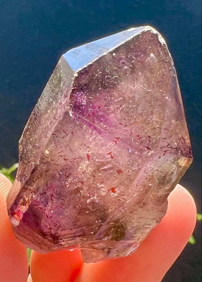 クロサイトインクォーツinアメジスト骸骨水晶　アメジストエレスチャル　原石天然石