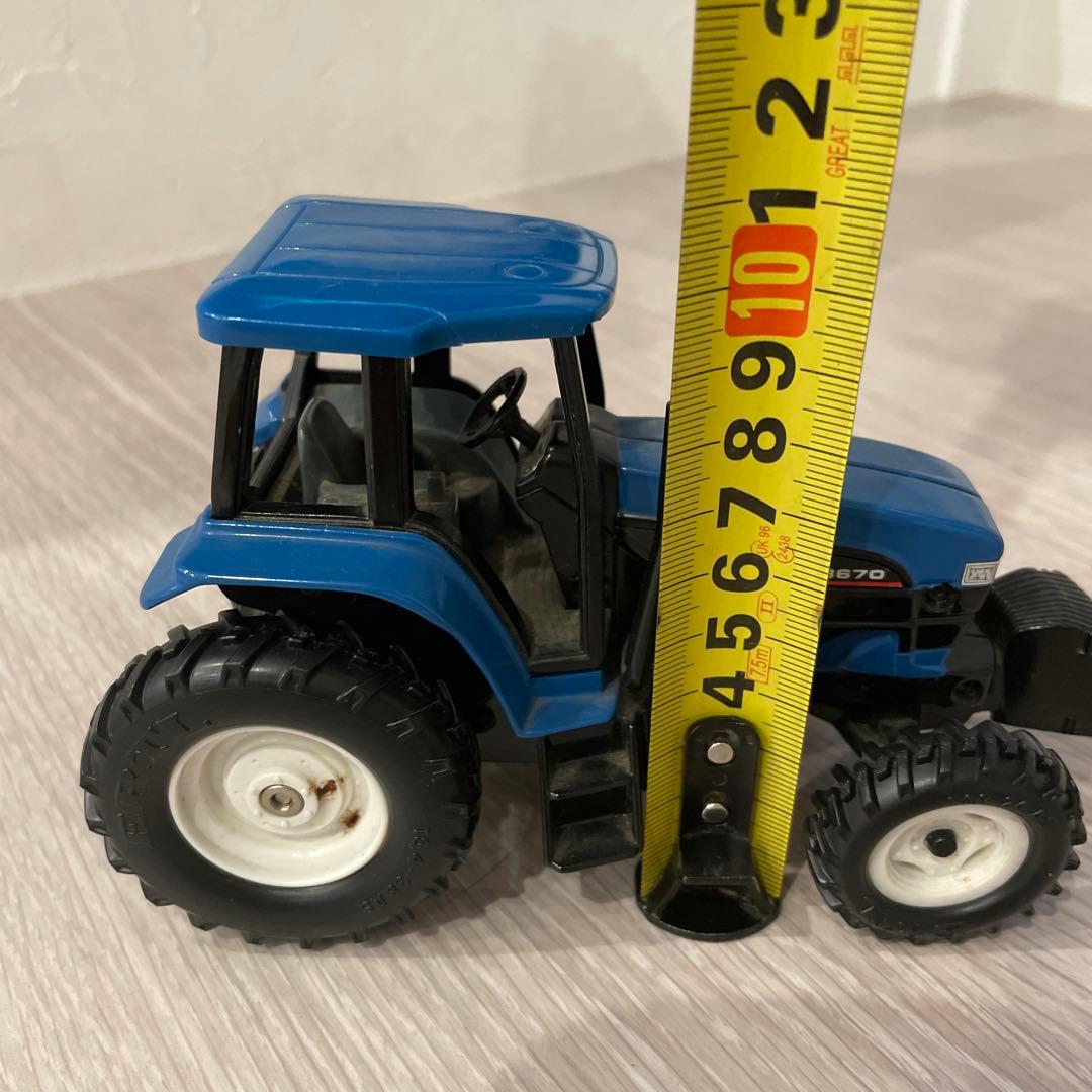 フォード8670 ブリキのトラクター　おもちゃ　レア　ニューホランド.