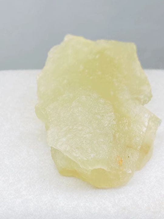 リビアングラス 50g 隕石産物　天然ガラス　メテオライト　隕石