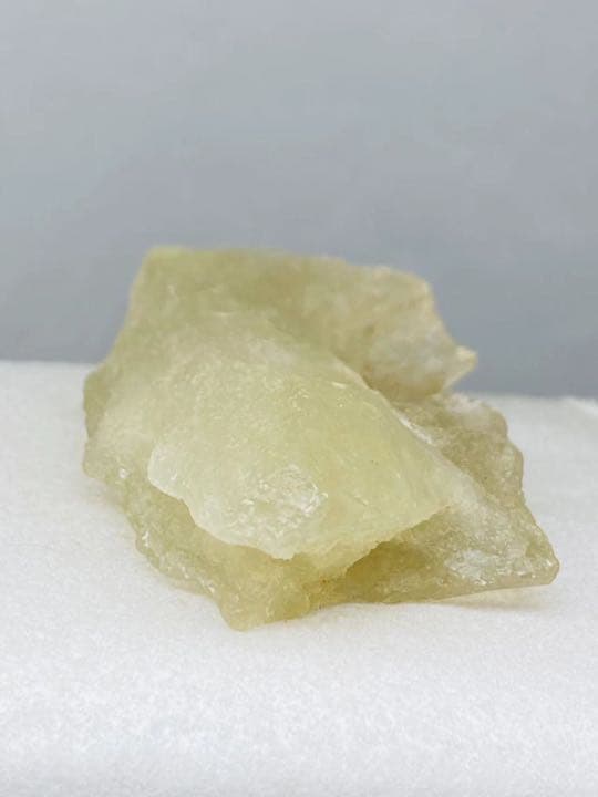 リビアングラス 50g 隕石産物　天然ガラス　メテオライト　隕石