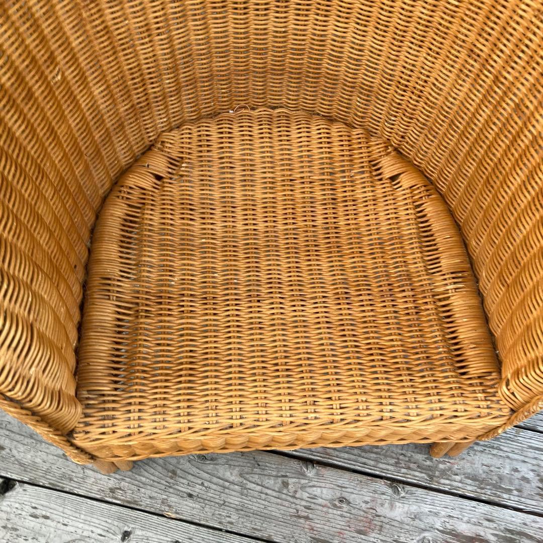 ① 昭和レトロ カザマ 花柄クッション アーチ型ラタンチェア アームチェア