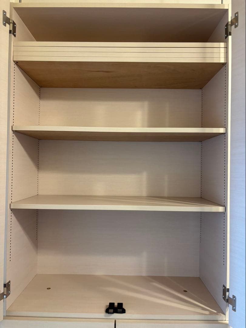 はな　収納キャビネット