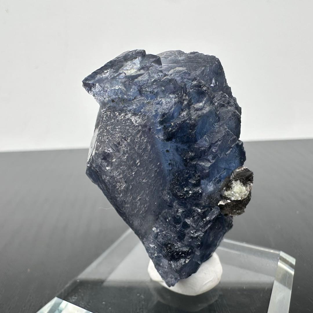 希少❣️ビスマスナイト共生ブルーフローライトの原石NO.051408