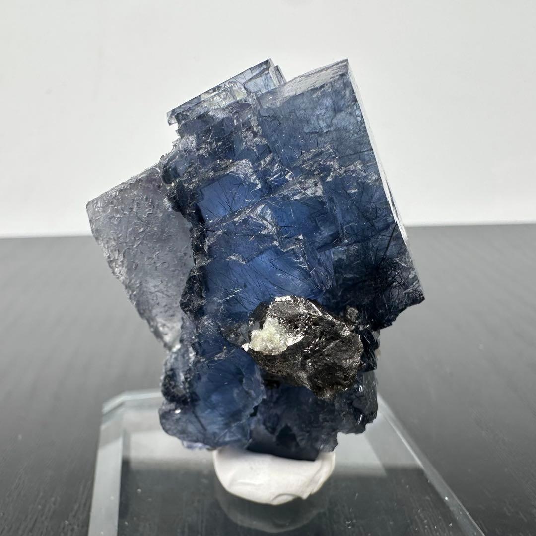 希少❣️ビスマスナイト共生ブルーフローライトの原石NO.051408