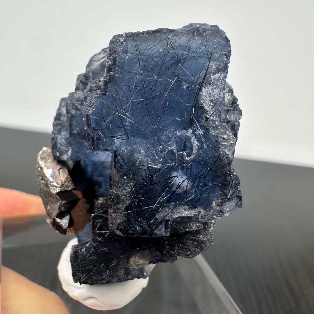 希少❣️ビスマスナイト共生ブルーフローライトの原石NO.051408