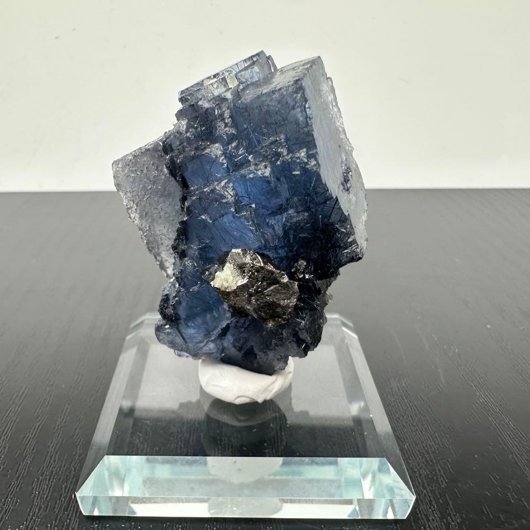 希少❣️ビスマスナイト共生ブルーフローライトの原石NO.051408