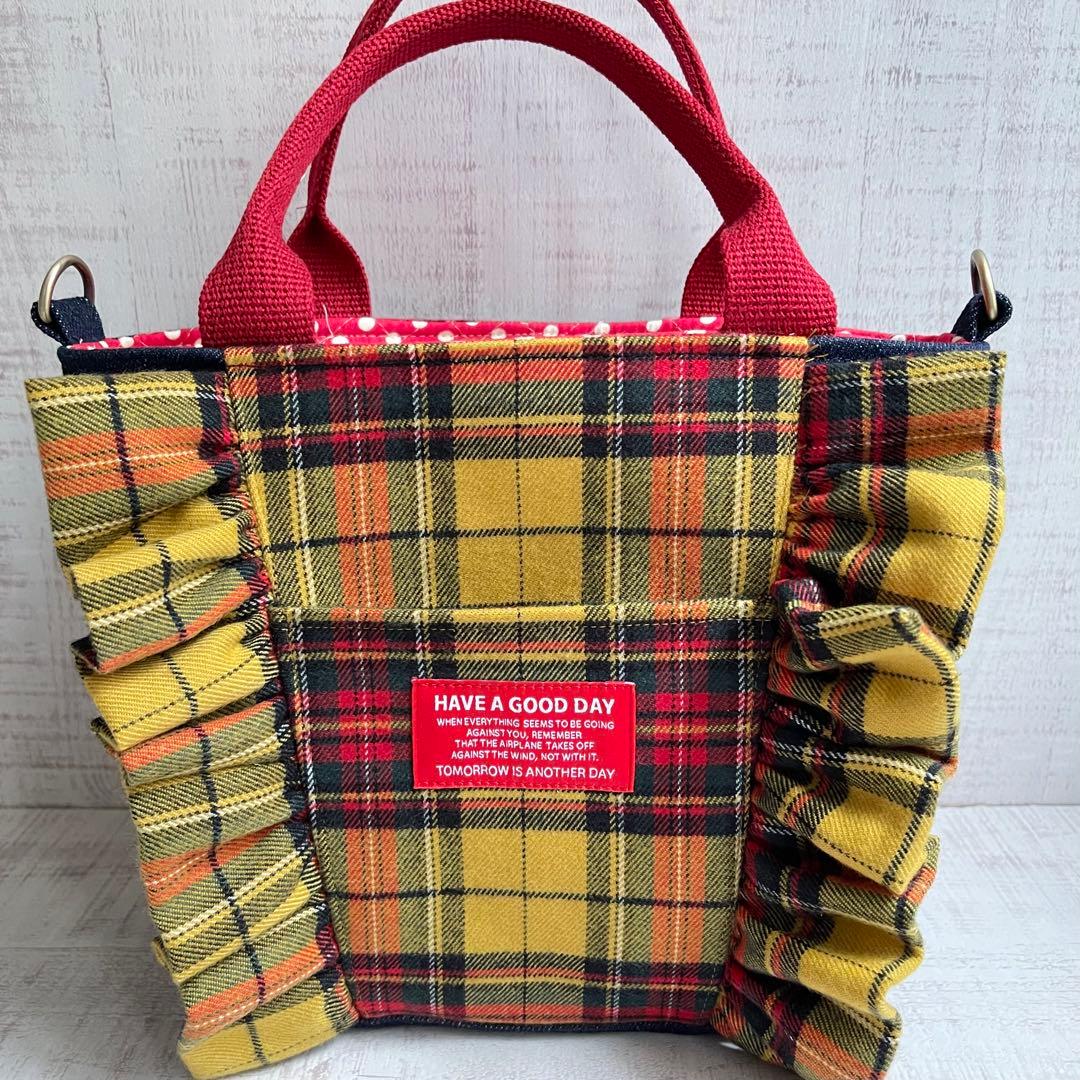 ゆ*ら様 フリルトートバッグ＊コヤンイサムチョン