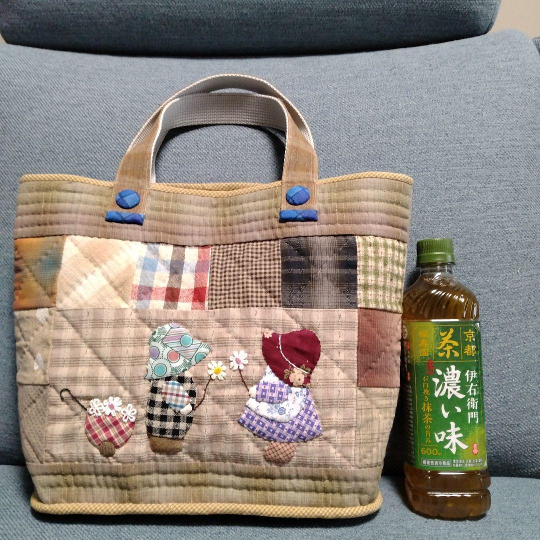 ハンドメイドパッチワークバッグとポーチ スーちゃん - メルカリ