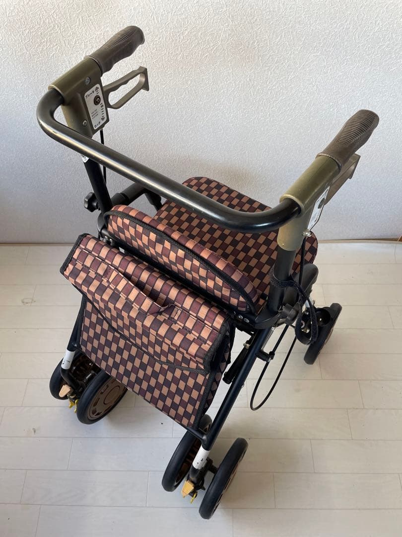 歩行車 : シンフォニーEVO