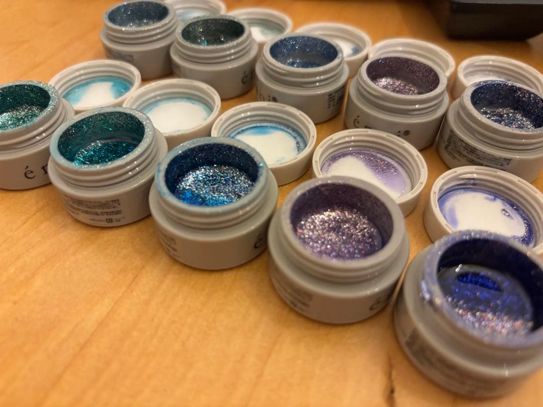 【開封品】ギャリッター寒色10色 enoi エノイ