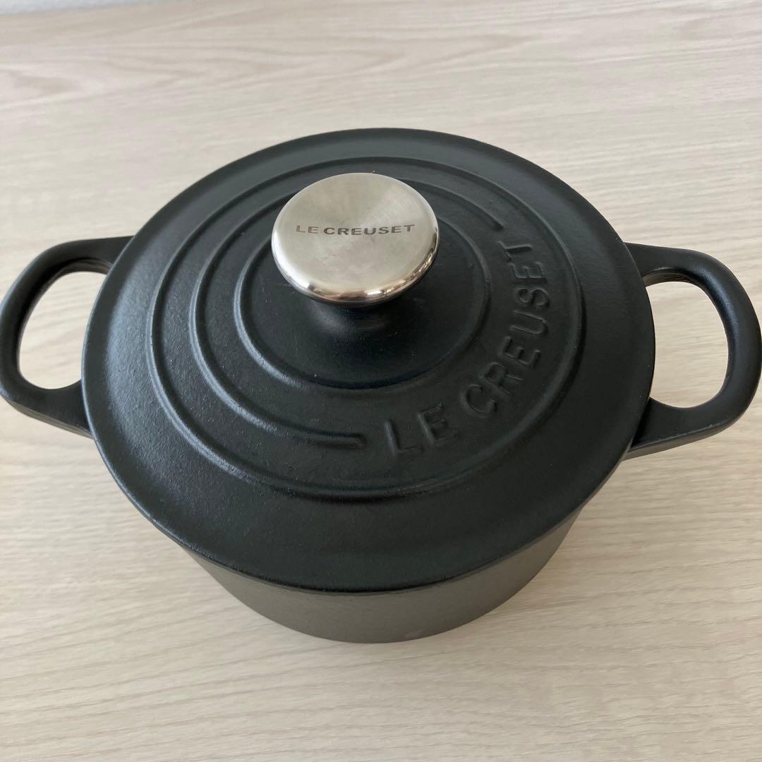 ル・クルーゼ ココットロンド 14cm マットブラック ホーロー　両手鍋　レシピ