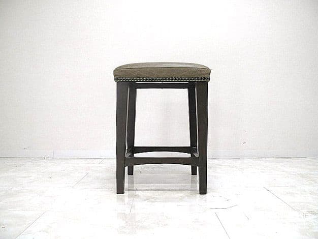 サラグレース購入 英国クラシック様式本革張りハイスツール 　カウンターチェア