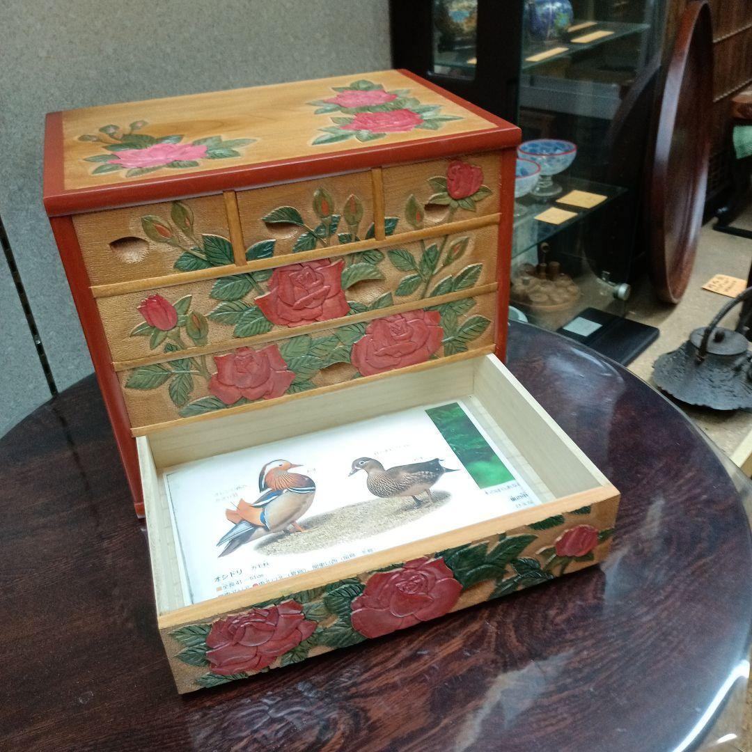 日光彫り4段抽斗6個抽斗付きバラ　最終価格