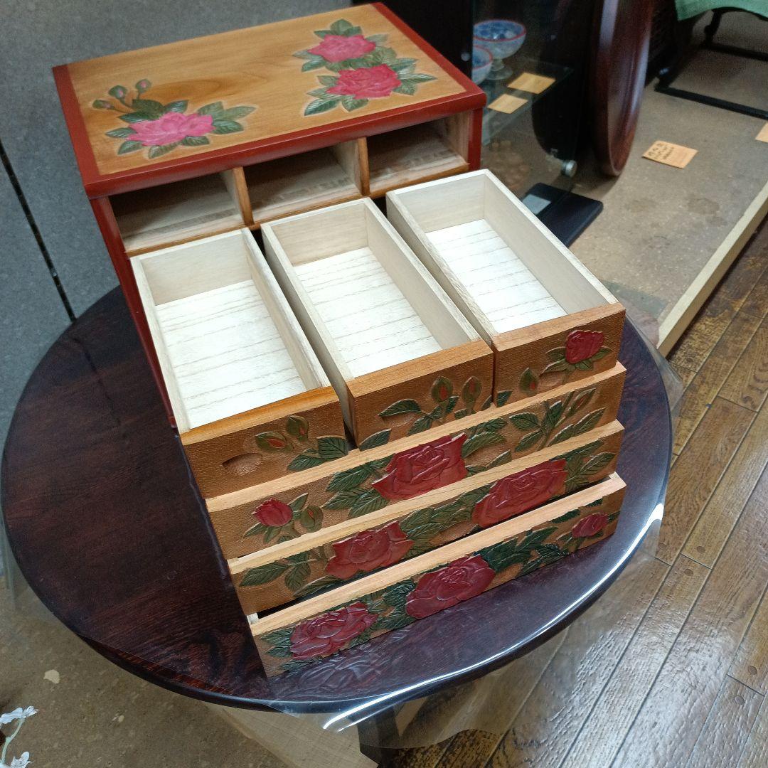 日光彫り4段抽斗6個抽斗付きバラ　最終価格