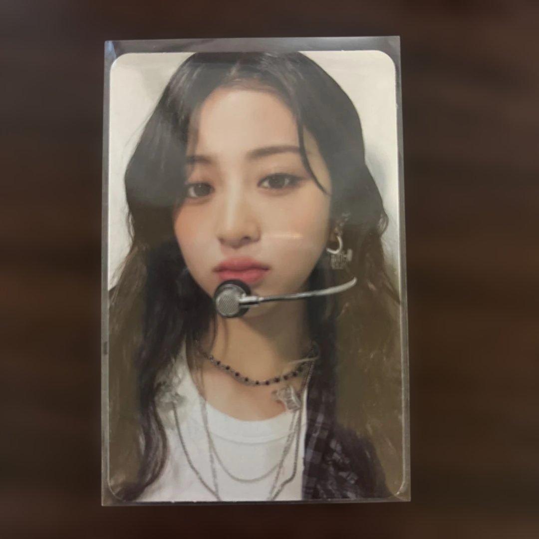 ルセラフィム ユンジン トレカ - メルカリ