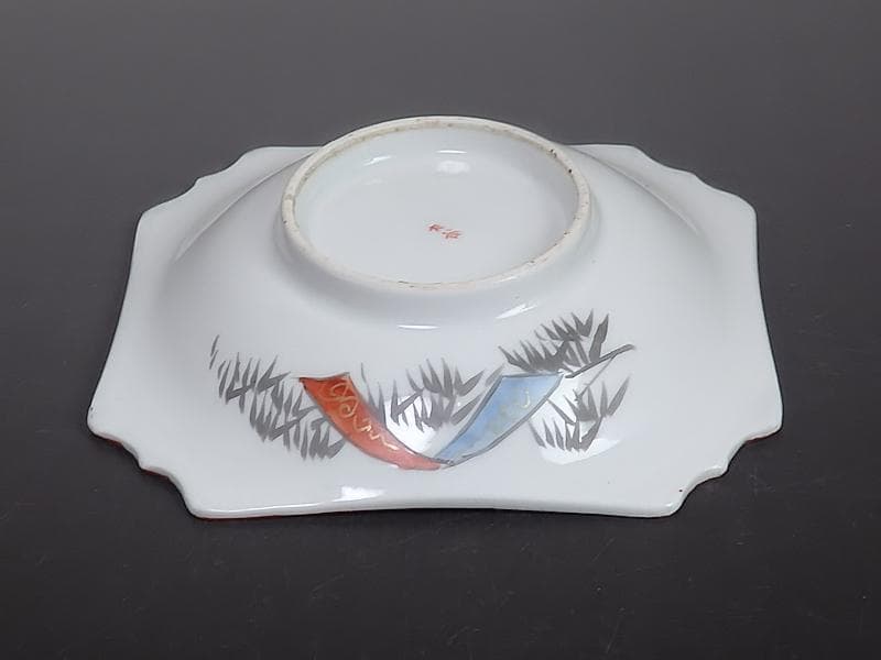 九谷 色絵 草花に蝶の図 角皿 5枚 D597A- BCp