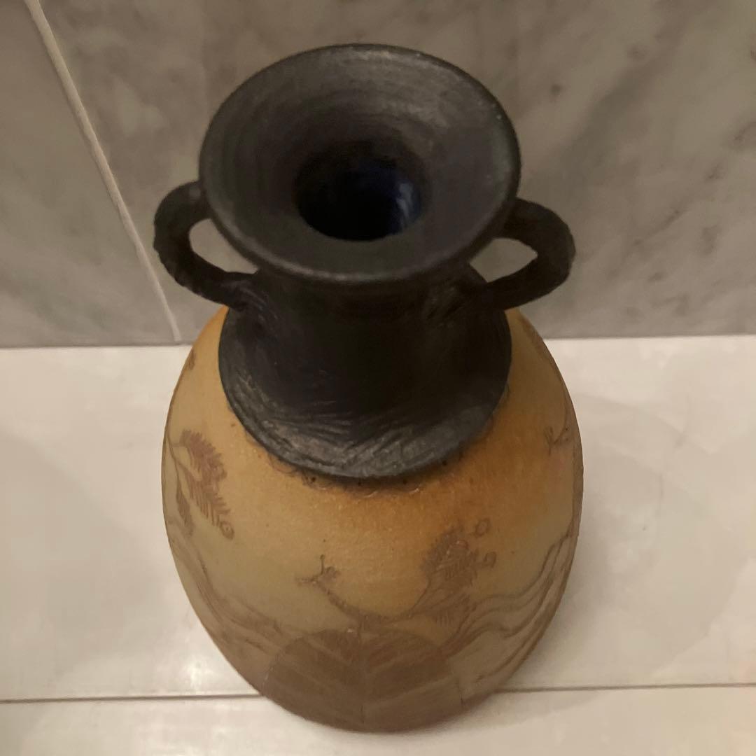 90 年代スリランカ作家Ajithさんが手掛けた雰囲気抜群の花瓶 - メルカリ