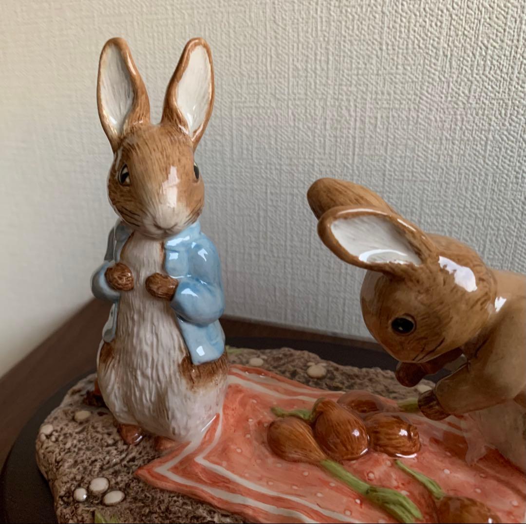 ピーターラビットとベンジャミン タブロー たまねぎ フィギュリン 置物