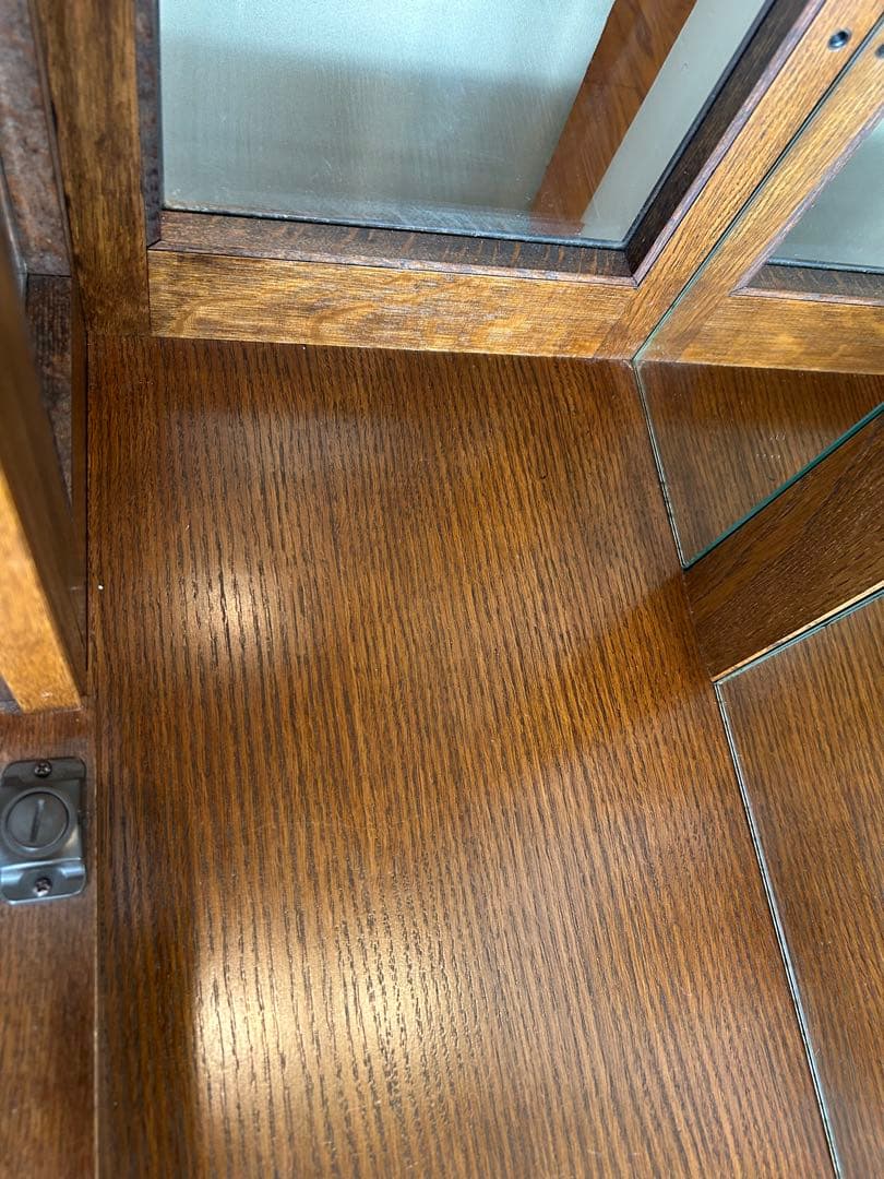 近藤工芸　oak オーク材 キュリオケース　飾り棚　北海道 旭川家具