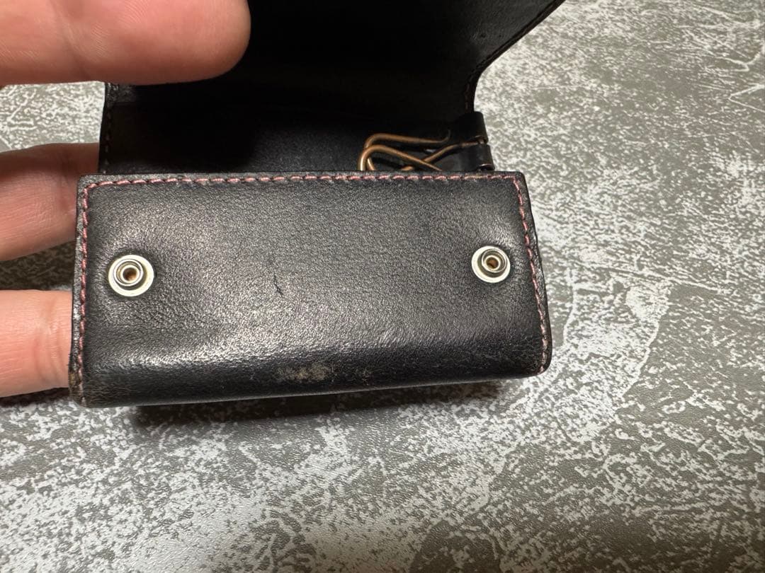 スカルレザーカービングキーケース