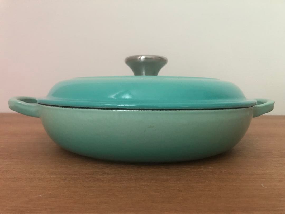 ルクルーゼ ブュッフェ キャセロール22cm 　鍋　両手鍋