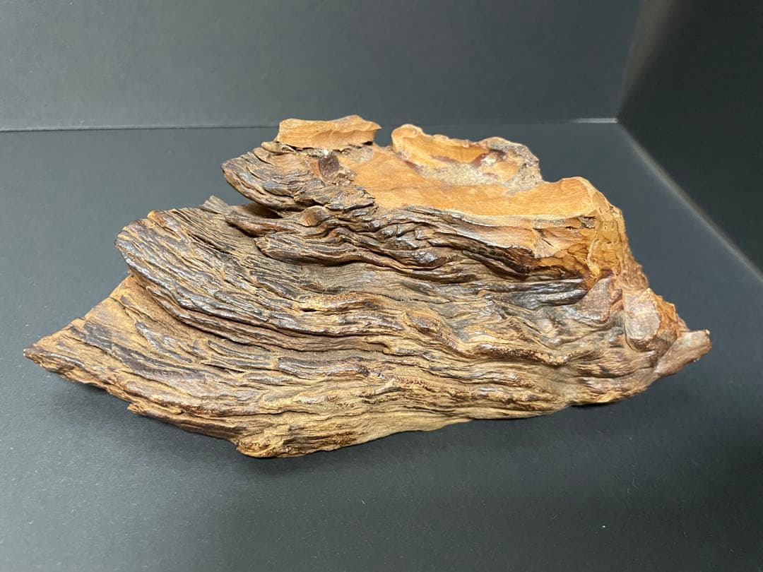 大地に咲く赤の庭 ― レッドガーデンクォーツ