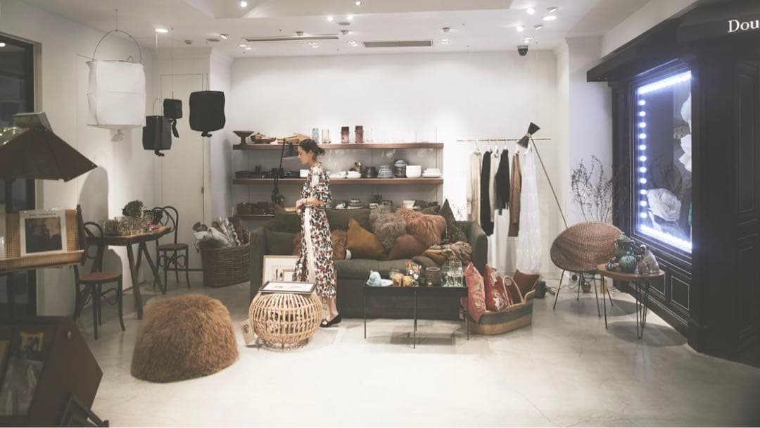 メゾンドバカンス 白色の小さい方