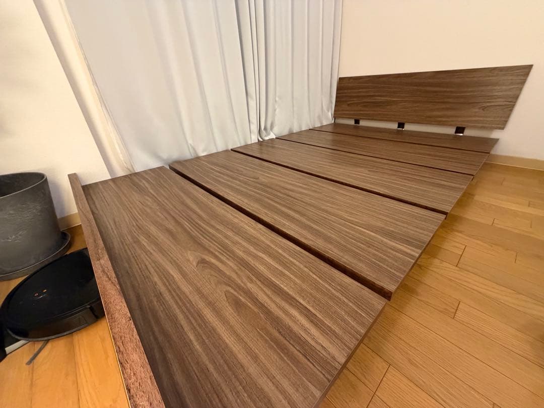 【美品】モダンデザイン ローベッド「E-go（イーゴ）」　セミダブル