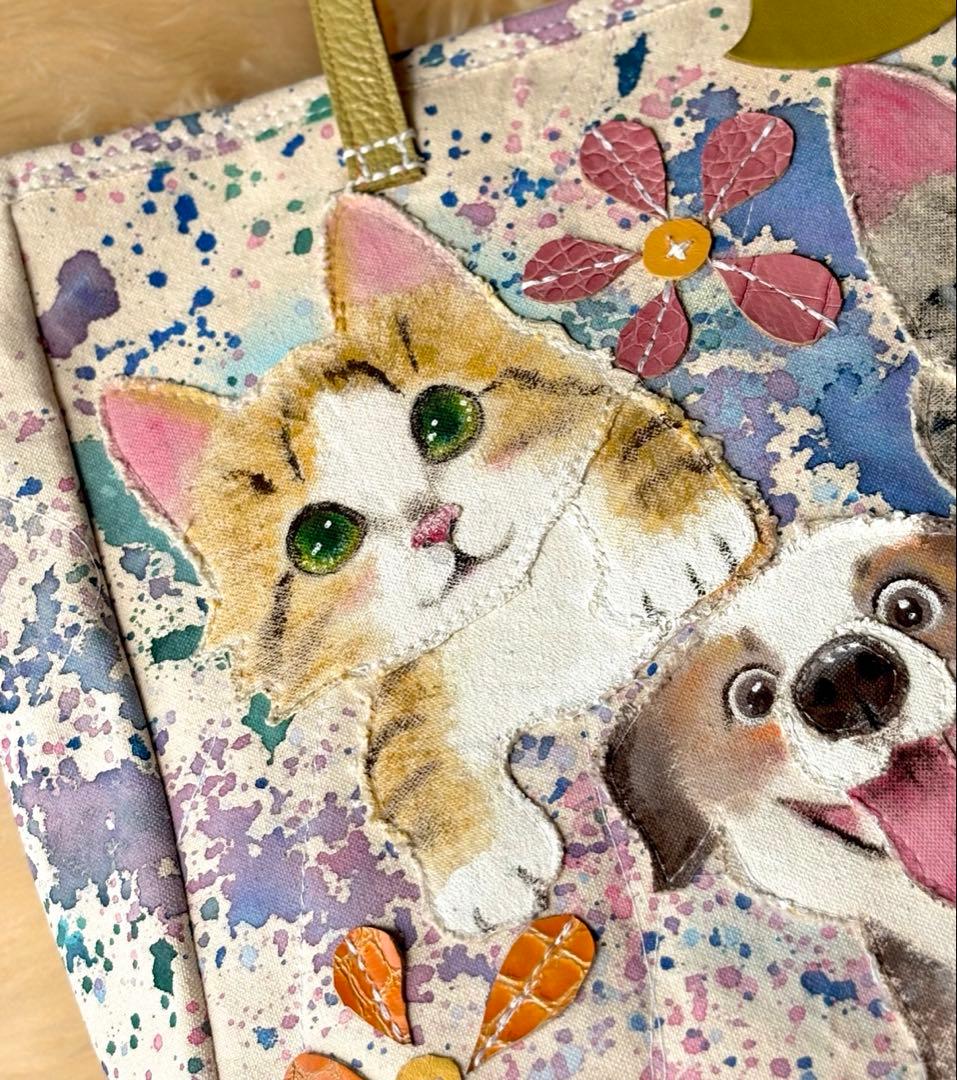 (手づくり)\"楽しい〜\"ねこネコ犬のトートバッグ　アップリケお花