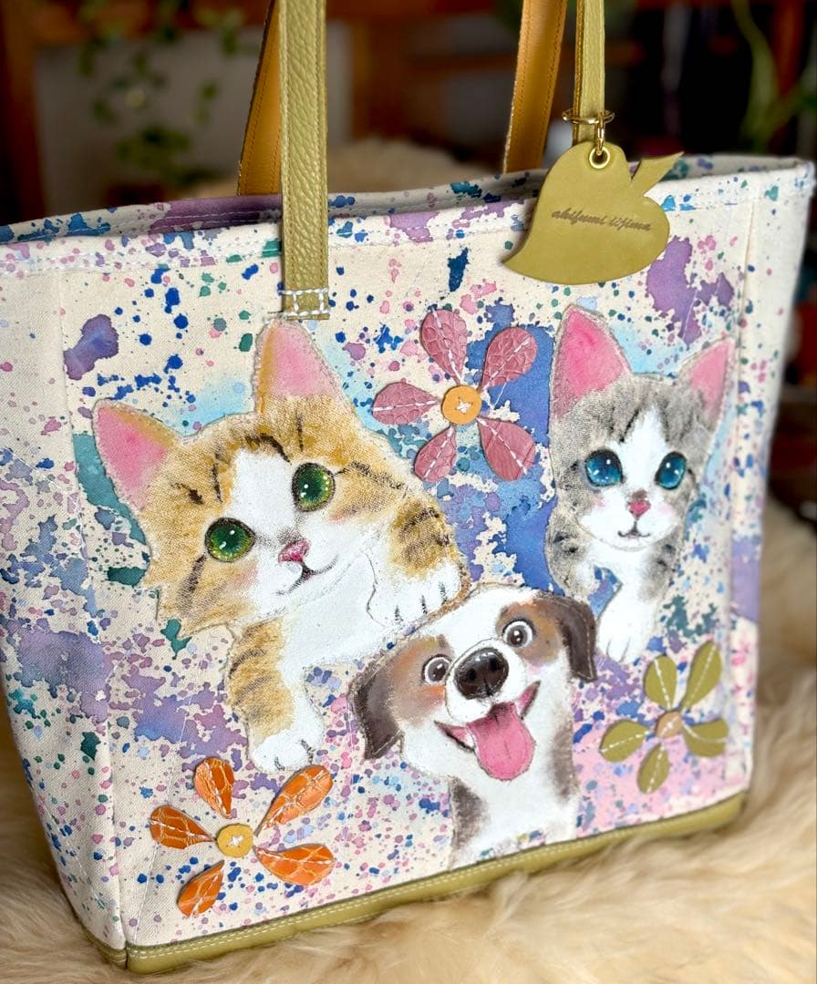 (手づくり)\"楽しい〜\"ねこネコ犬のトートバッグ　アップリケお花