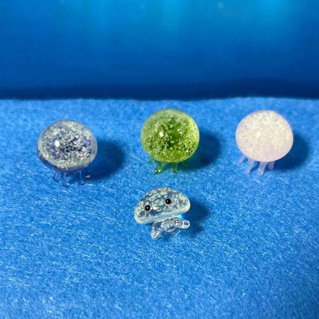 ガラス細工　ミニチュア　クラゲ