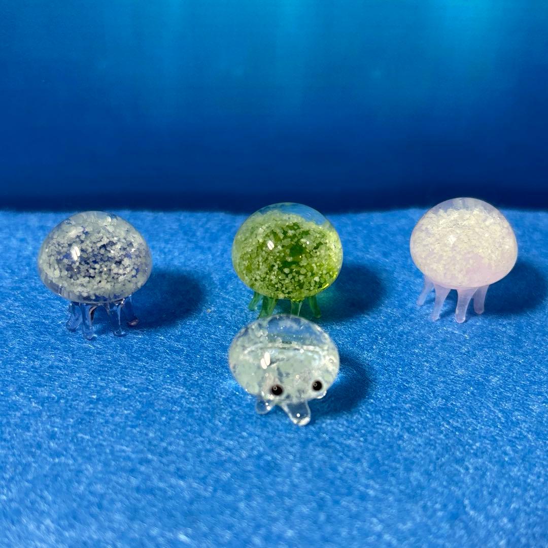 ガラス細工　ミニチュア　クラゲ