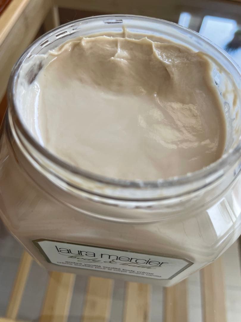 laura mercier ホイップトボディクリーム アンバーバニラ 300g