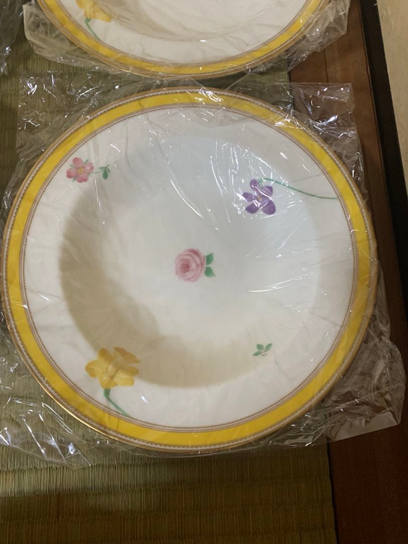 ノリタケ　ヴィヴィットソロボーン　２１㎝ボウル　６枚