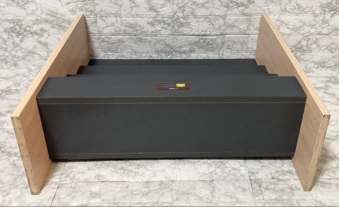 【希少 美品】WORLD LIBRARY ブックシェルフ 子供 絵本用