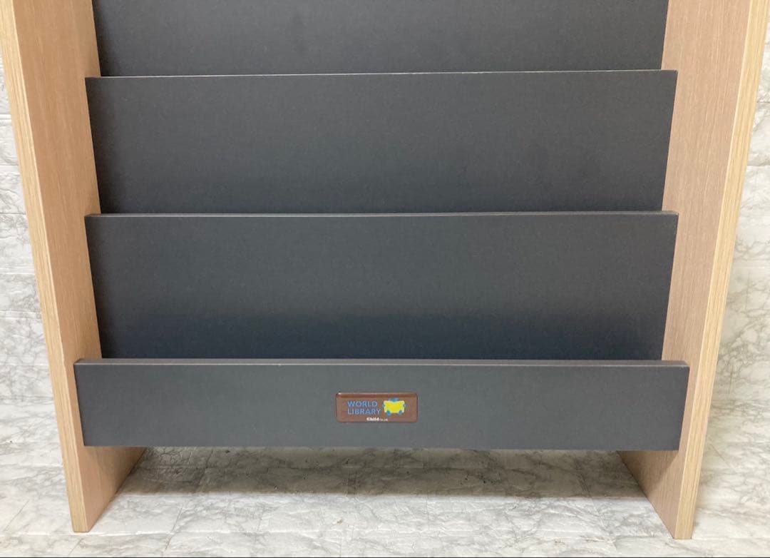 【希少 美品】WORLD LIBRARY ブックシェルフ 子供 絵本用