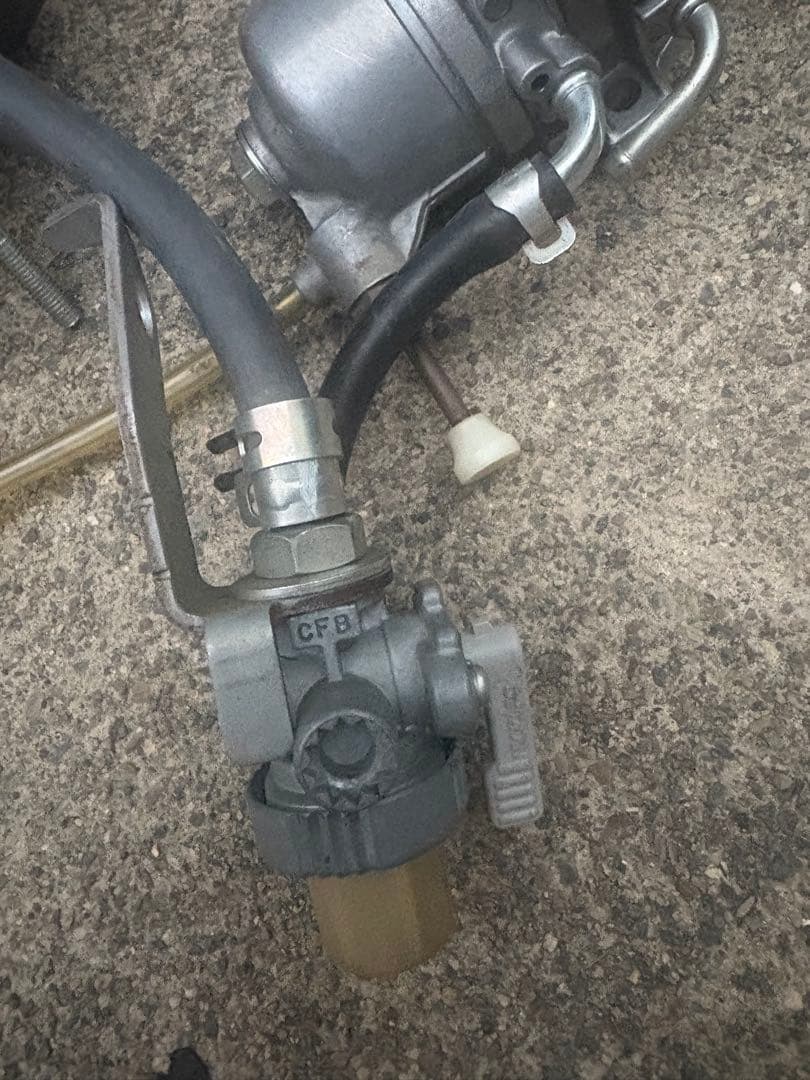 耕運機　トラクター　キャブレター　フィルター 燃料コック